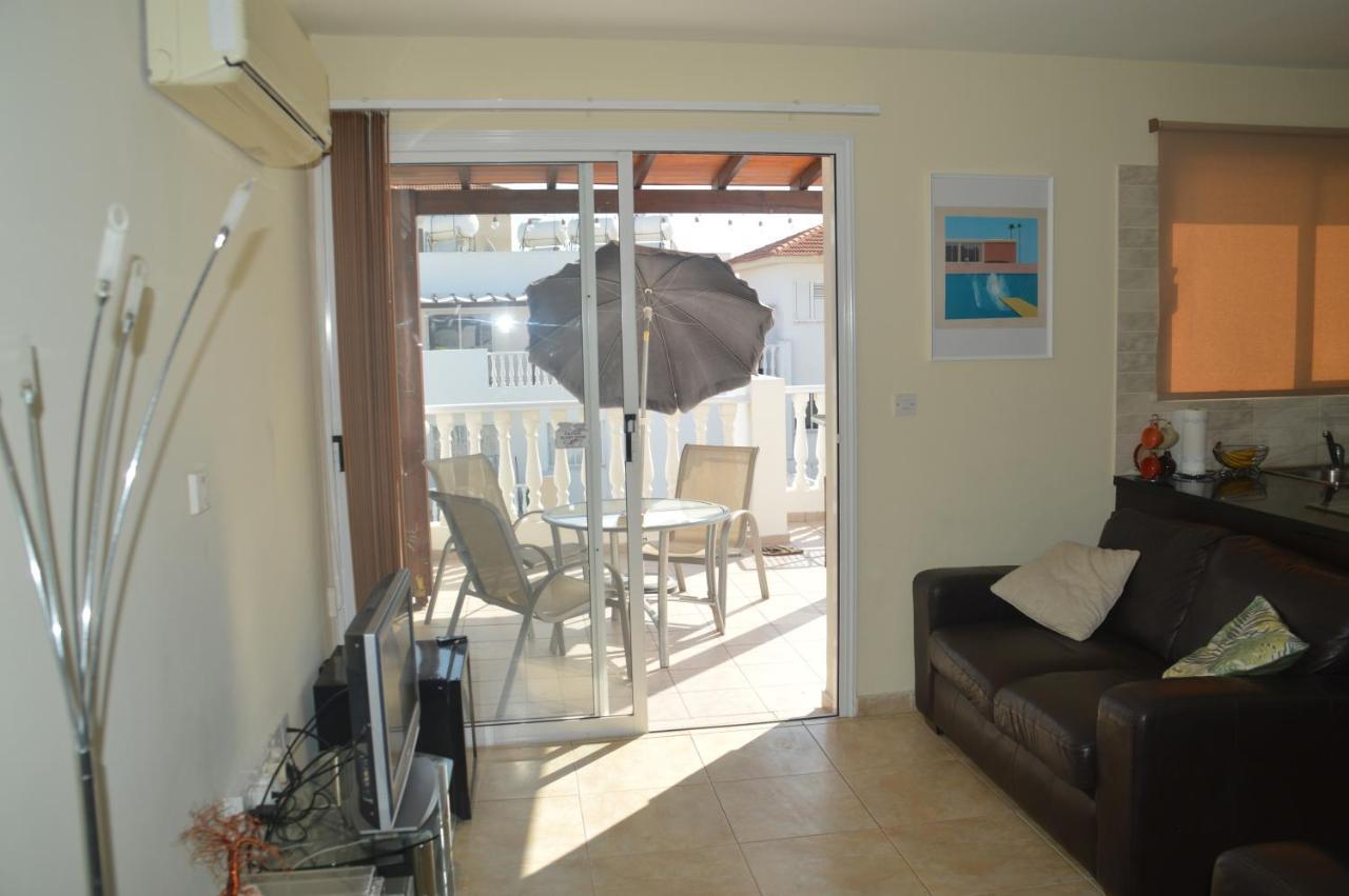 Kapparis Penthouse Paralimni Exterior foto